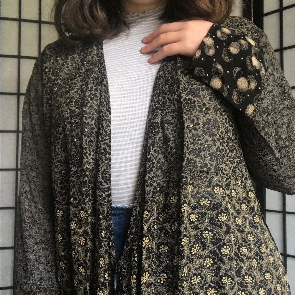 Size M/L J. Jill Unique Golden Cardigan/Wrap Top